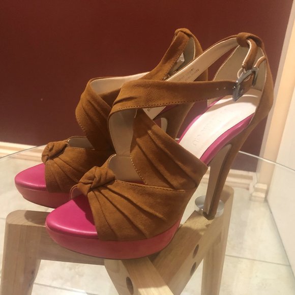 New Suede Leather heels - Picture 1 of 11